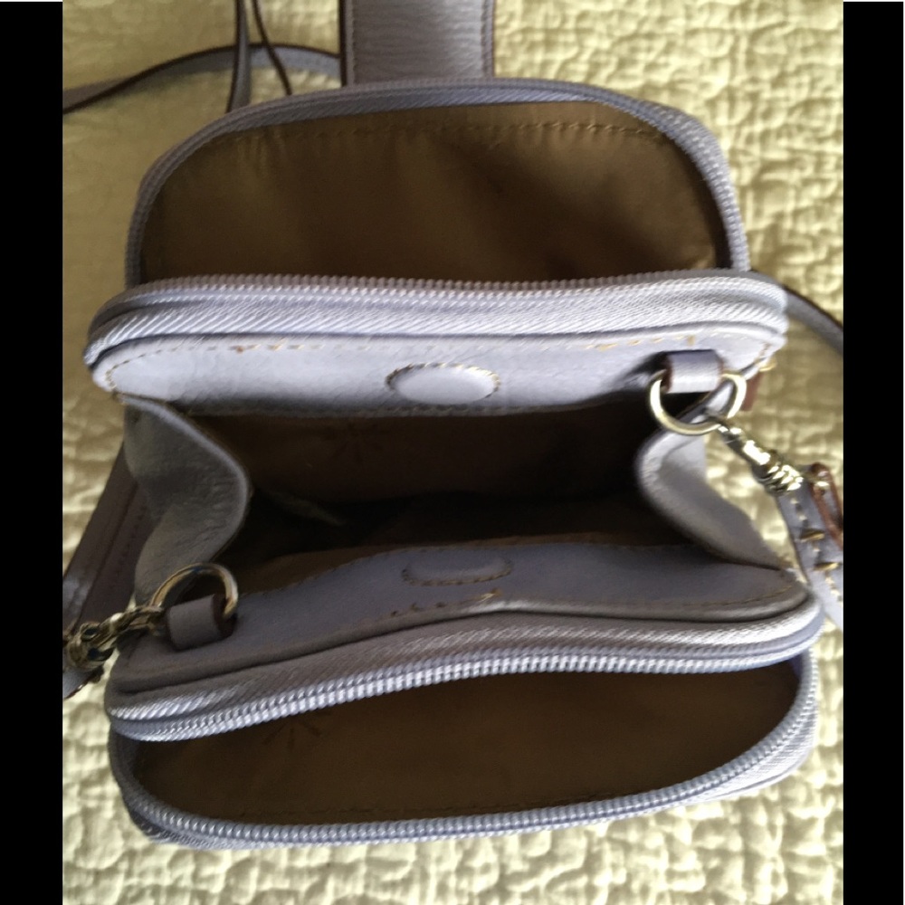 Isaac Mizrahi Wallet-On-A-String Bag - image 7